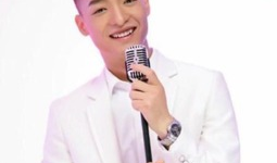 张静静最新爆料爆笑图片,爆笑图片引网友热议，笑料百出！